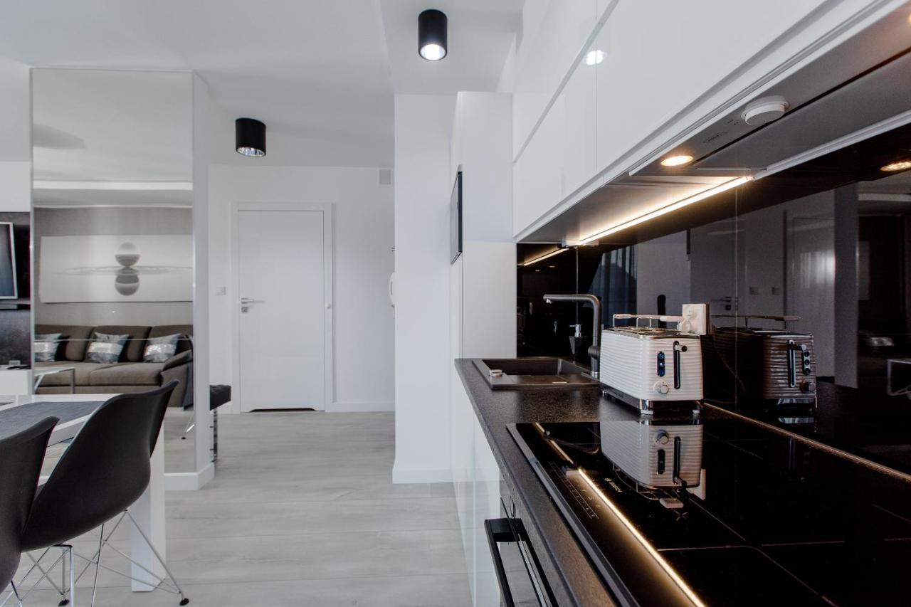 Apartament Linia Komfortu Gardenia Dziwnow Z Widokiem Na Morze Epapartamenty Ngoại thất bức ảnh