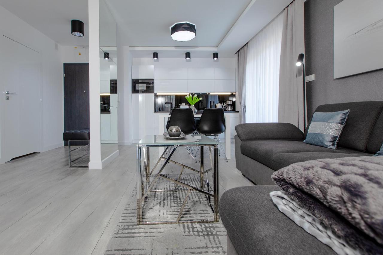 Apartament Linia Komfortu Gardenia Dziwnow Z Widokiem Na Morze Epapartamenty Ngoại thất bức ảnh
