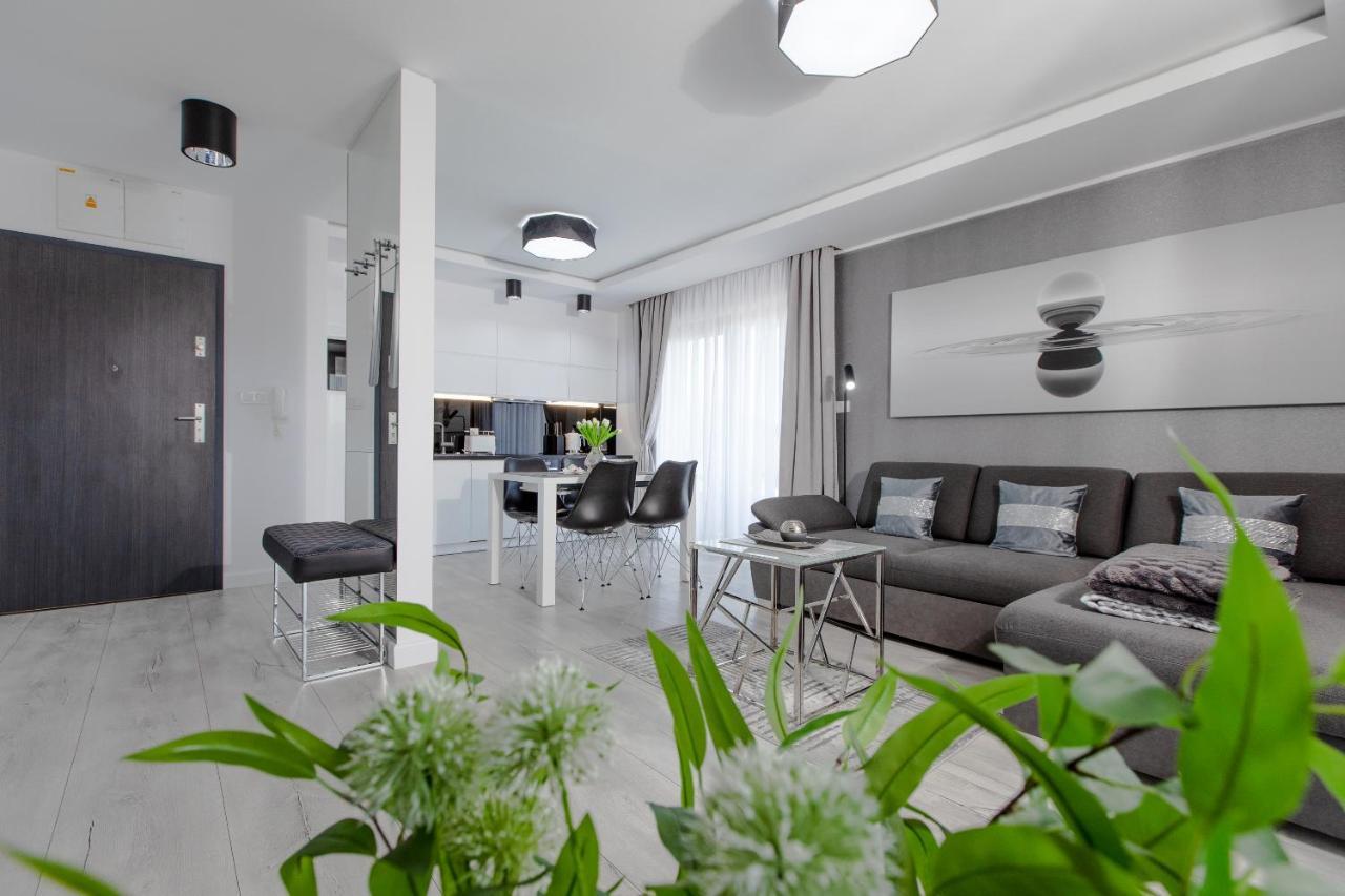 Apartament Linia Komfortu Gardenia Dziwnow Z Widokiem Na Morze Epapartamenty Ngoại thất bức ảnh