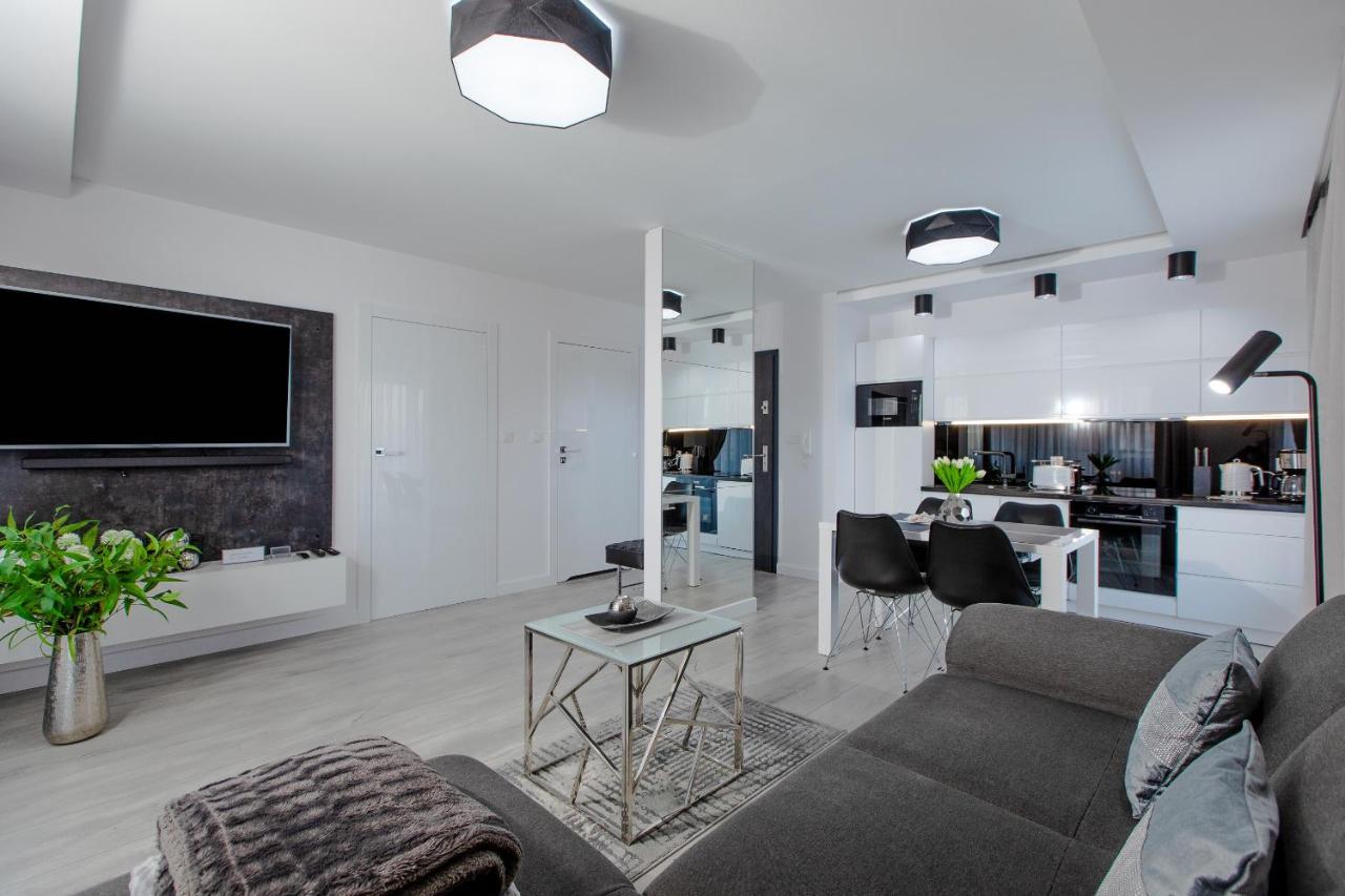 Apartament Linia Komfortu Gardenia Dziwnow Z Widokiem Na Morze Epapartamenty Ngoại thất bức ảnh