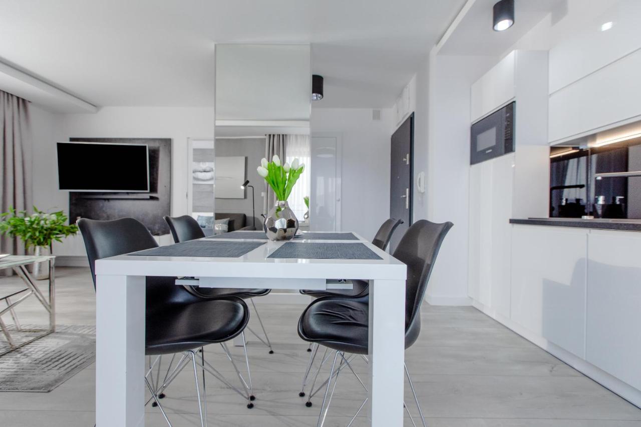 Apartament Linia Komfortu Gardenia Dziwnow Z Widokiem Na Morze Epapartamenty Ngoại thất bức ảnh