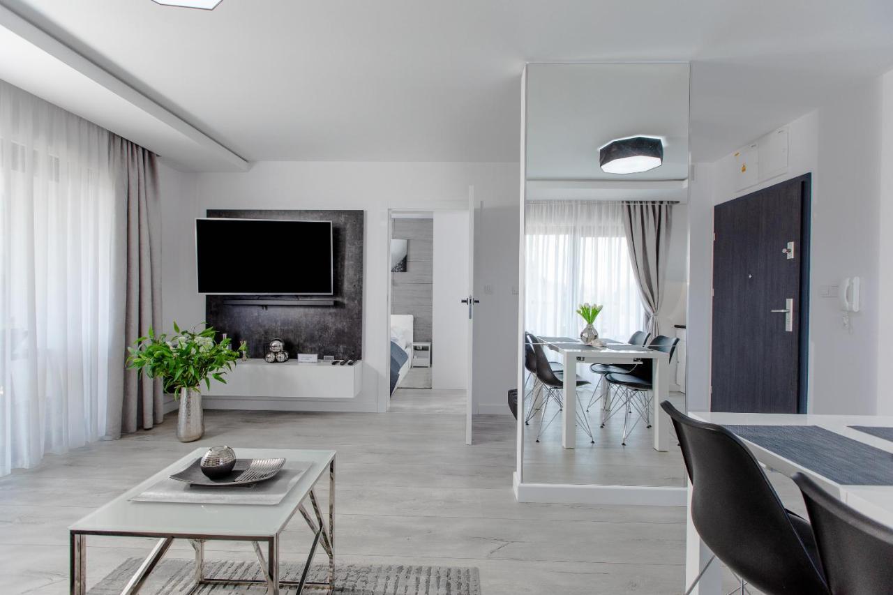 Apartament Linia Komfortu Gardenia Dziwnow Z Widokiem Na Morze Epapartamenty Ngoại thất bức ảnh