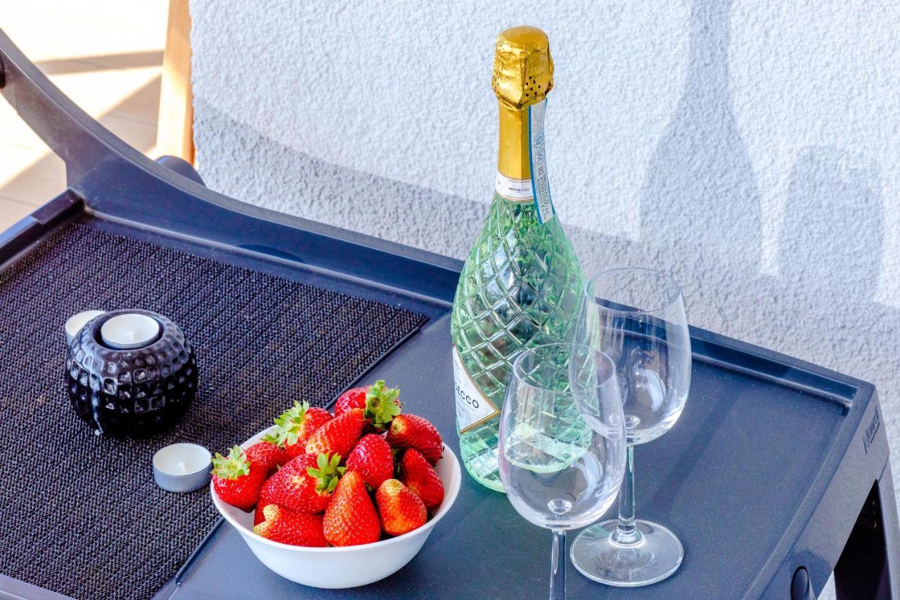 Apartament Linia Komfortu Gardenia Dziwnow Z Widokiem Na Morze Epapartamenty Ngoại thất bức ảnh